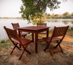 Safari Table & Camp Carver Chair Set