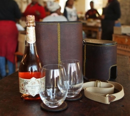 Stellenbosch Wine & 2 Glass Carrier