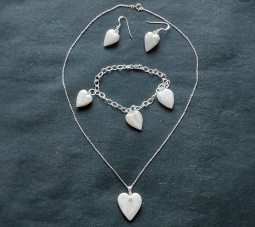 Warthog Ivory Hearts Jewelry Set